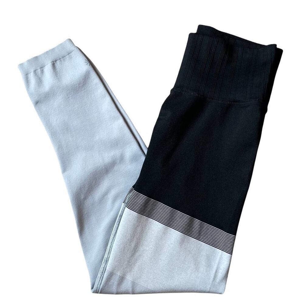 Athleta Black Gray 7/8 Leggings Size Small
